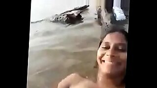 Indian village girl sex in lake